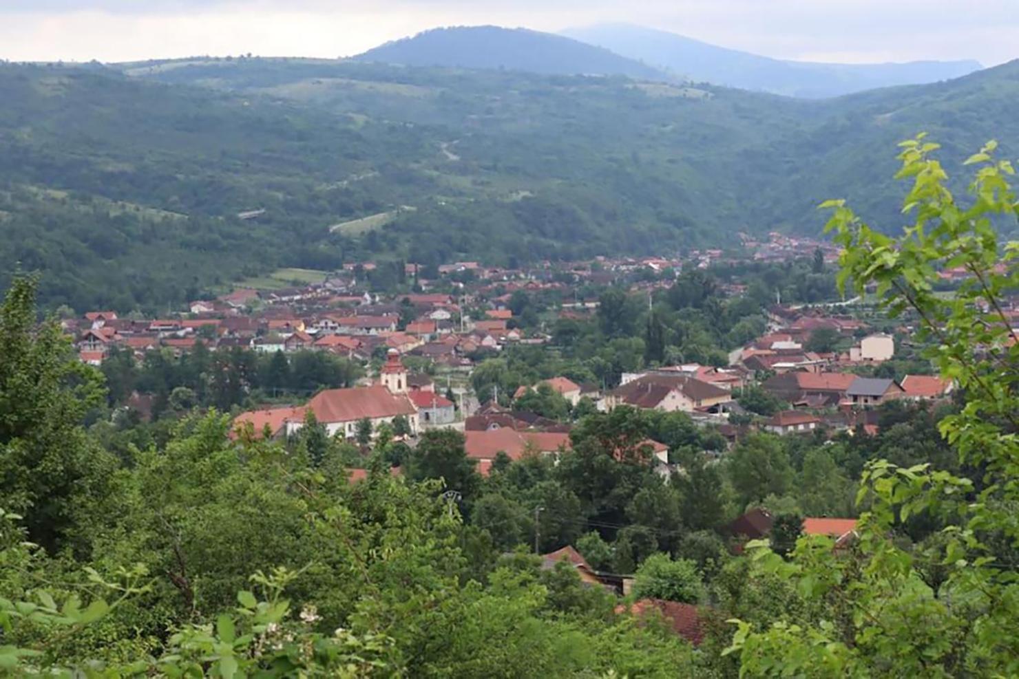 Salas U Bregu In Cheile Carasului Crasova Exterior photo